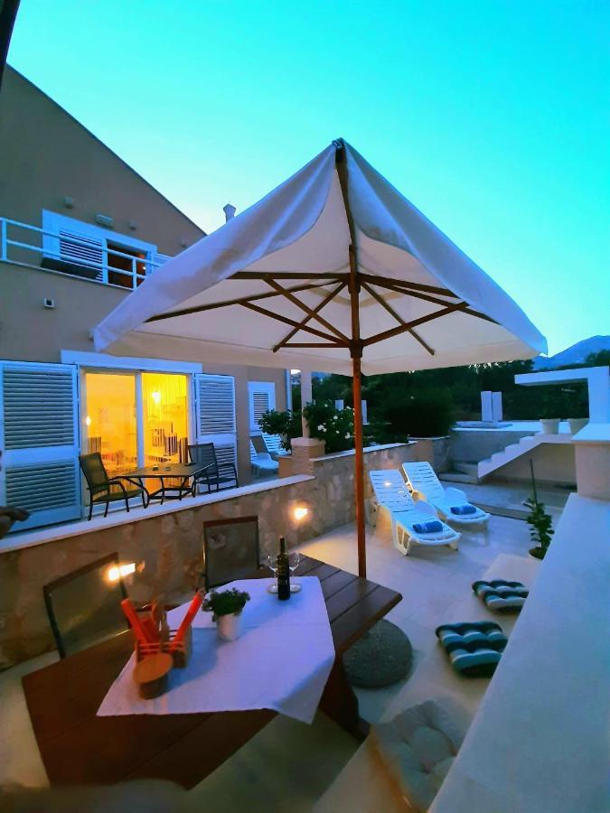 Villa "Amber" Luxury Apartments With A Pool Mlini Exterior foto